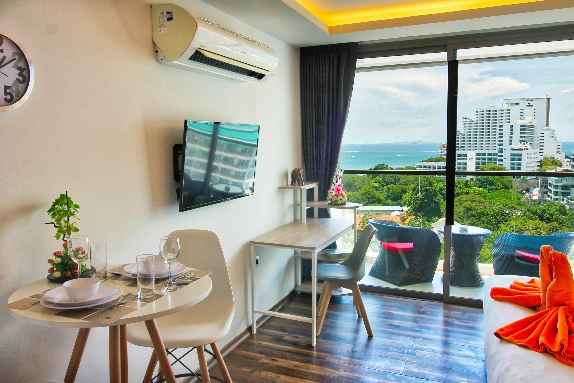 Apartament The Peak Towers Pattaya Zewnętrze zdjęcie