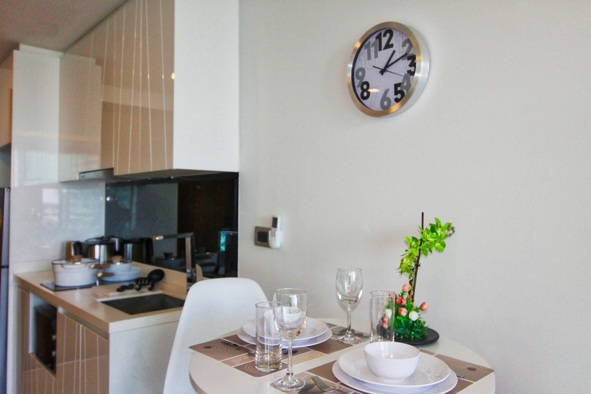 Apartament The Peak Towers Pattaya Zewnętrze zdjęcie